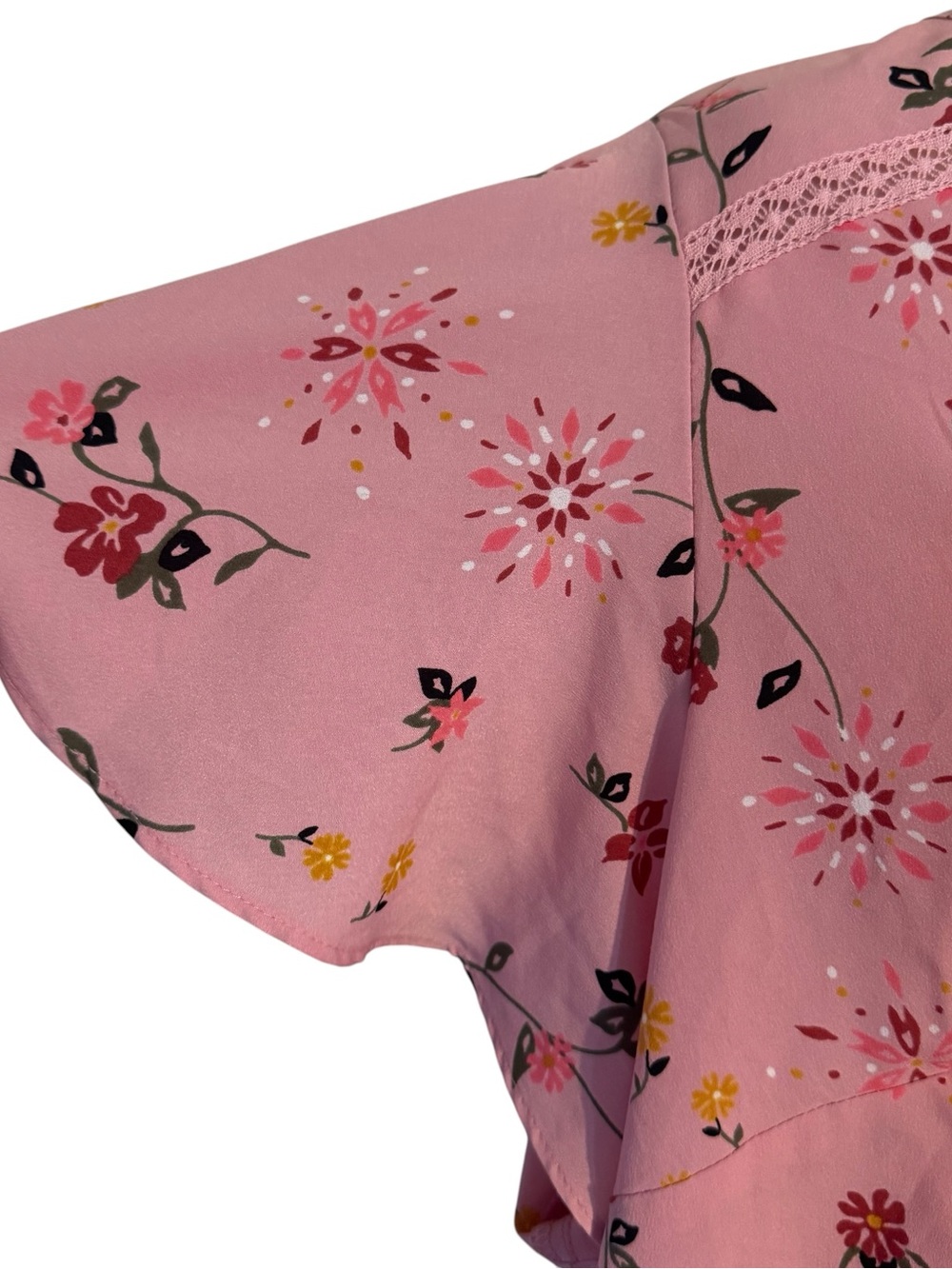Lane Bryant Pink Floral V-Neck Flutter Sleeve Top PLUS SIZE: 18 #14 - Picture 4 of 8